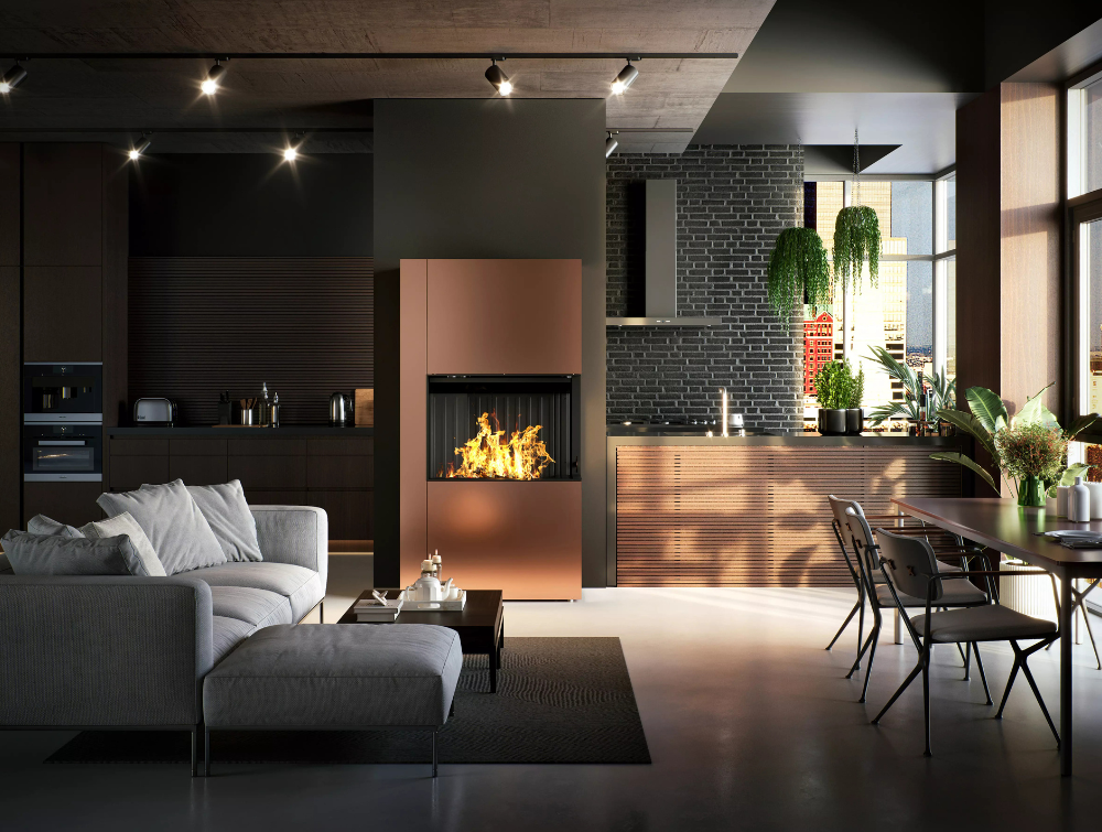 Kupferfarbener Kamin steht in dunklem Wohnzimmer